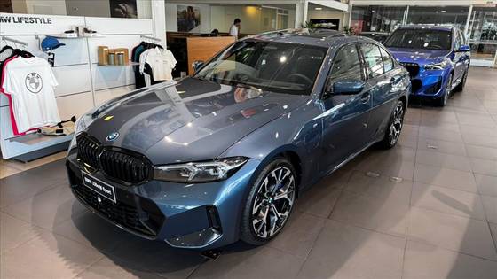 BMW 330e 2.0 16V TURBO HÍBRIDO M SPORT AUTOMÁTICO BMW 330e 2.0 16V TURBO HÍBRIDO M SPORT AUTOMÁTICO